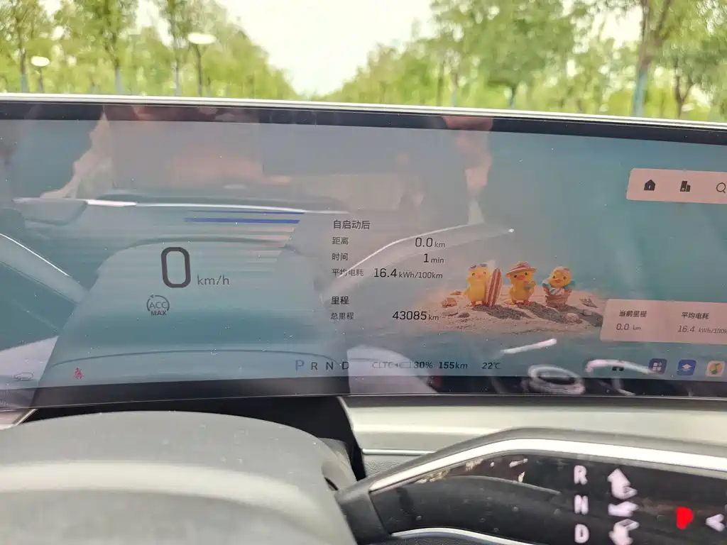Cadillac Lyriq — миниатюра 17