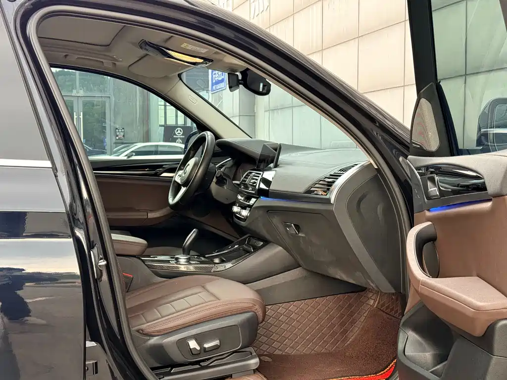 BMW X3 — миниатюра 10