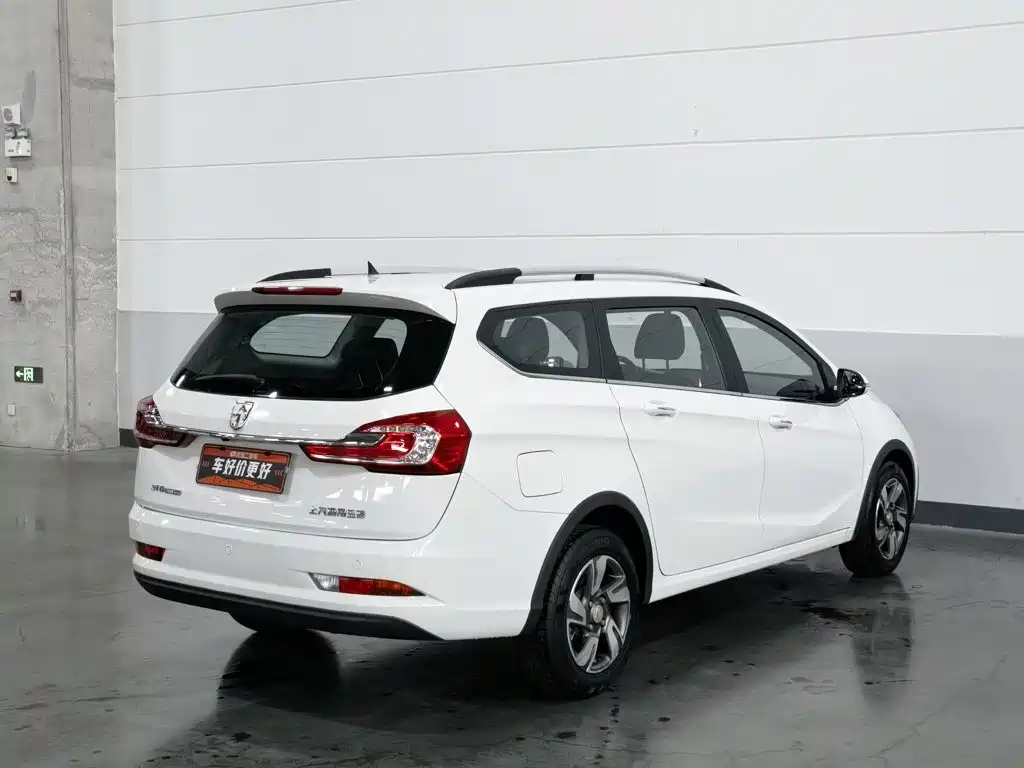 Baojun 310W — миниатюра 2
