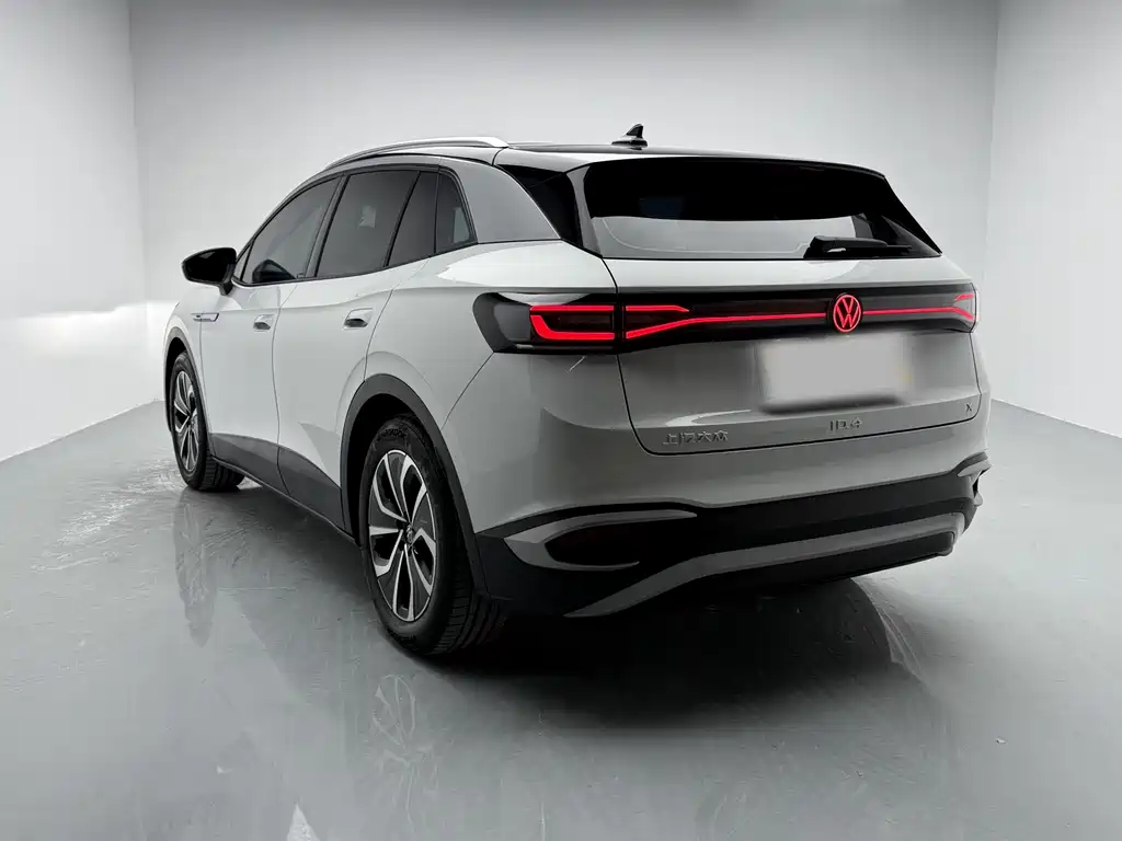 VOLKSWAGEN ID.4 X