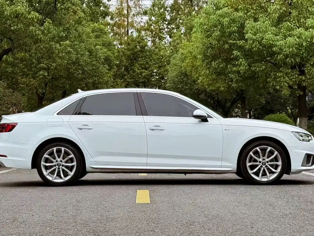 Audi A4L — миниатюра 4