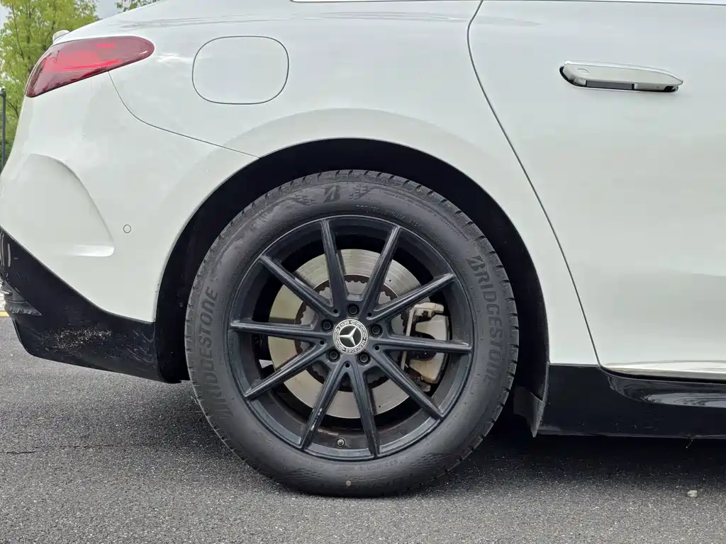 Mercedes-Benz EQE — миниатюра 20