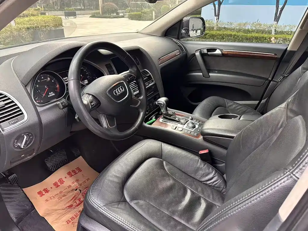 Audi Q7 2013 35 TFSI