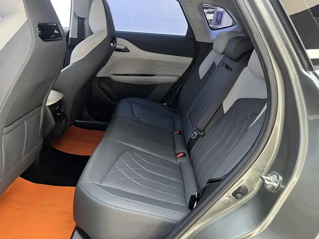 CHANGAN UNI Z NEW ENERGY