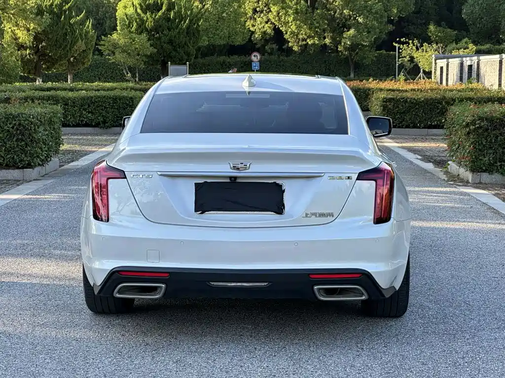 Cadillac CT5 — миниатюра 8
