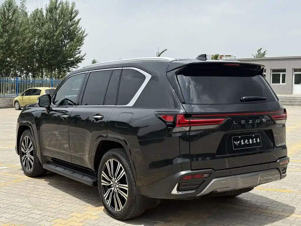 Lexus LX — миниатюра 4