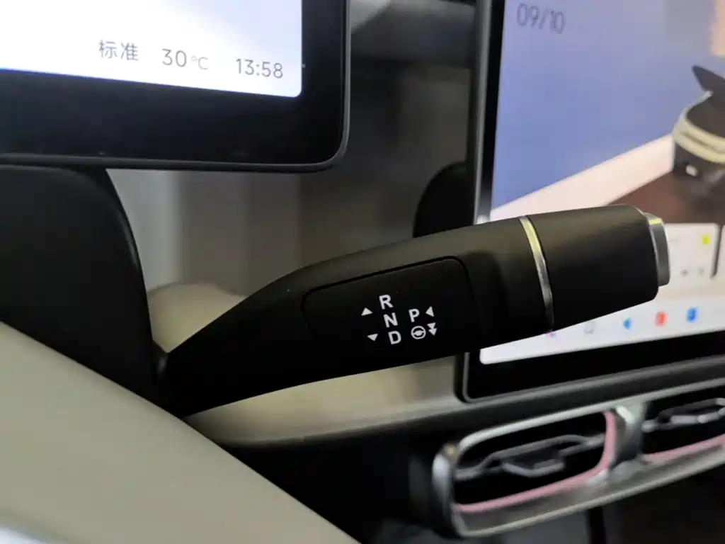 Leapmotor Leapmotor B10 — миниатюра 14