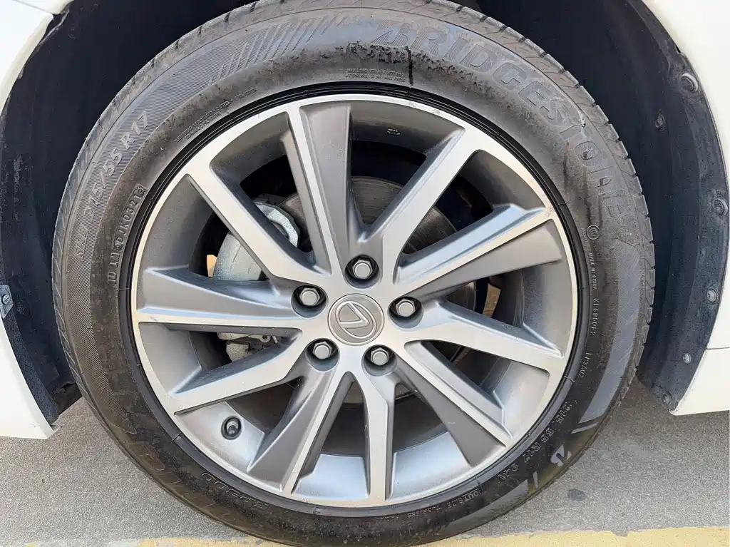 Lexus ES — миниатюра 15