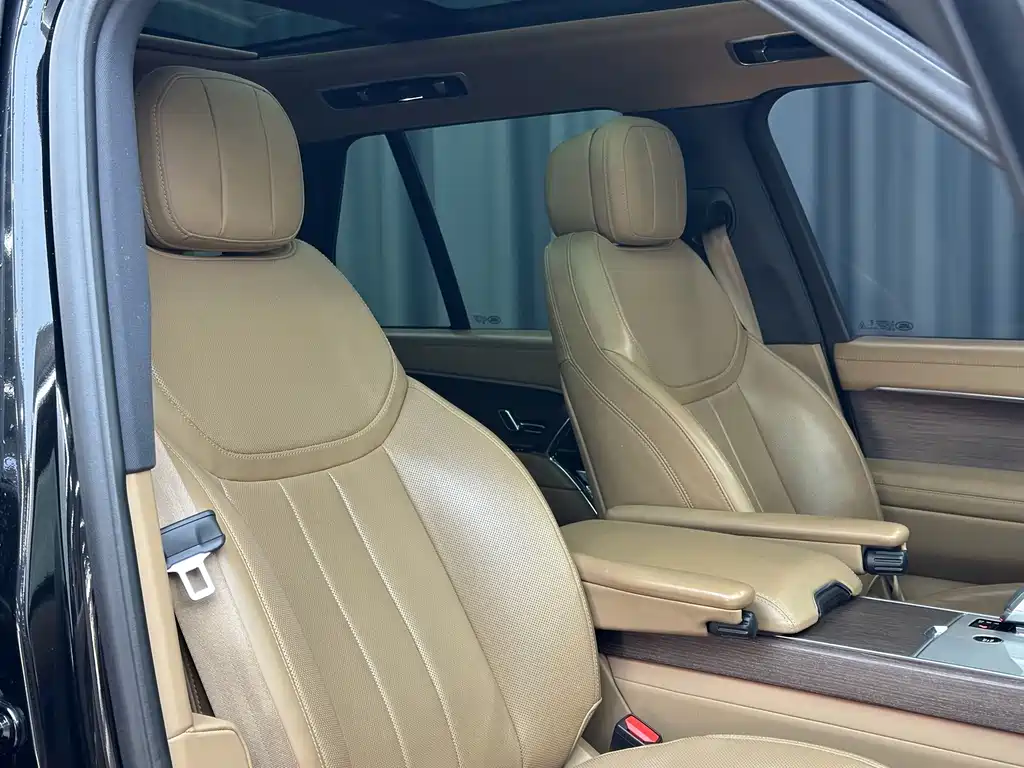 Land Rover Range Rover — миниатюра 32