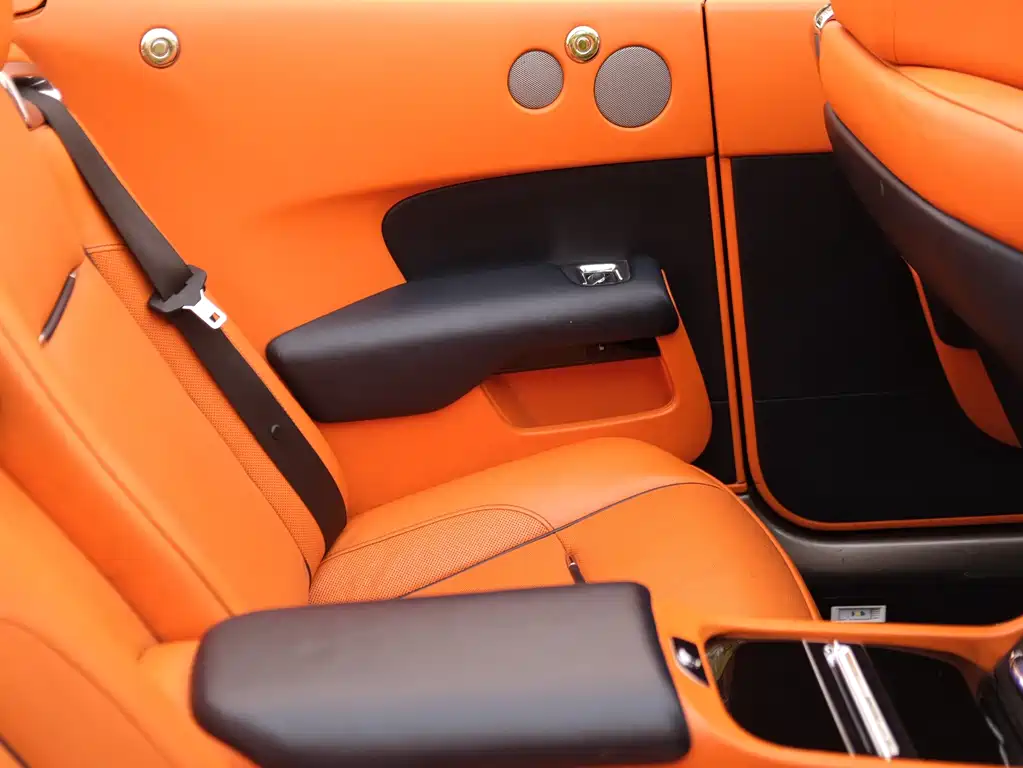Rolls-Royce Dawn — миниатюра 19