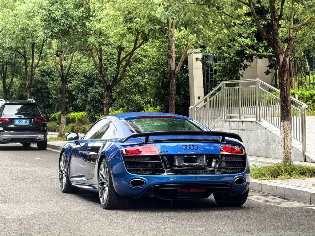 Audi R8 — миниатюра 11