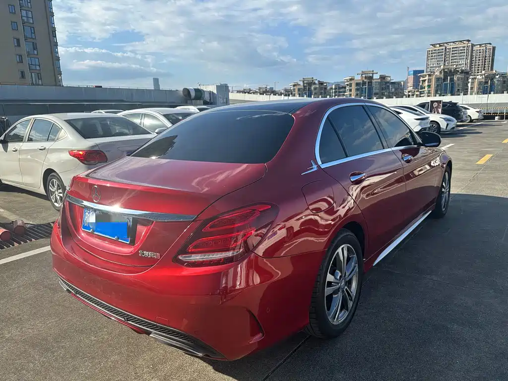 Mercedes-Benz C-Class — миниатюра 11