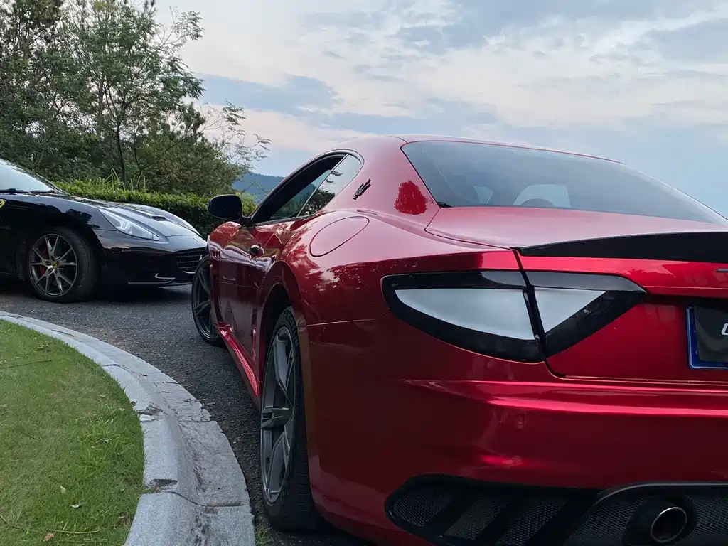 Maserati GranTurismo — миниатюра 4
