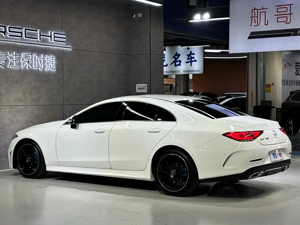 MERCEDES-BENZ CLS