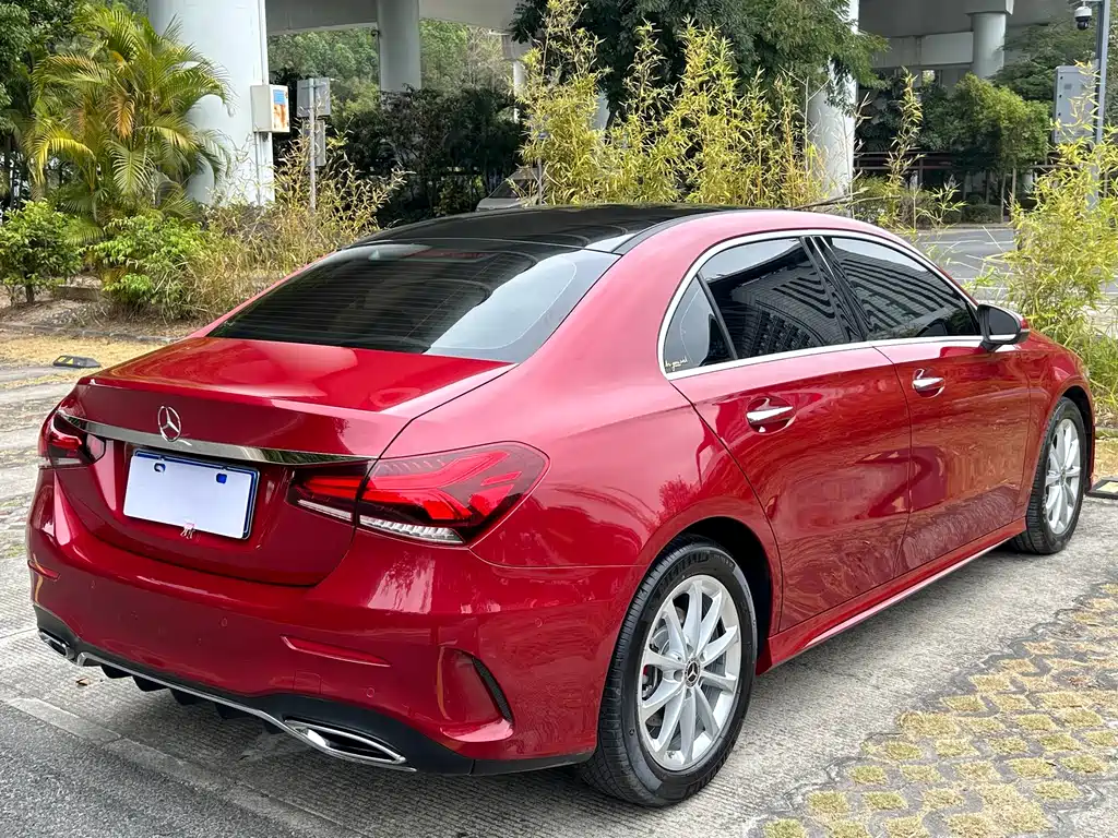 MERCEDES-BENZ A CLASS