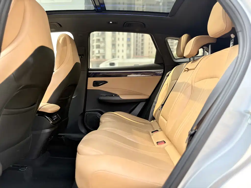 GEELY GALAXY GALAXY L7