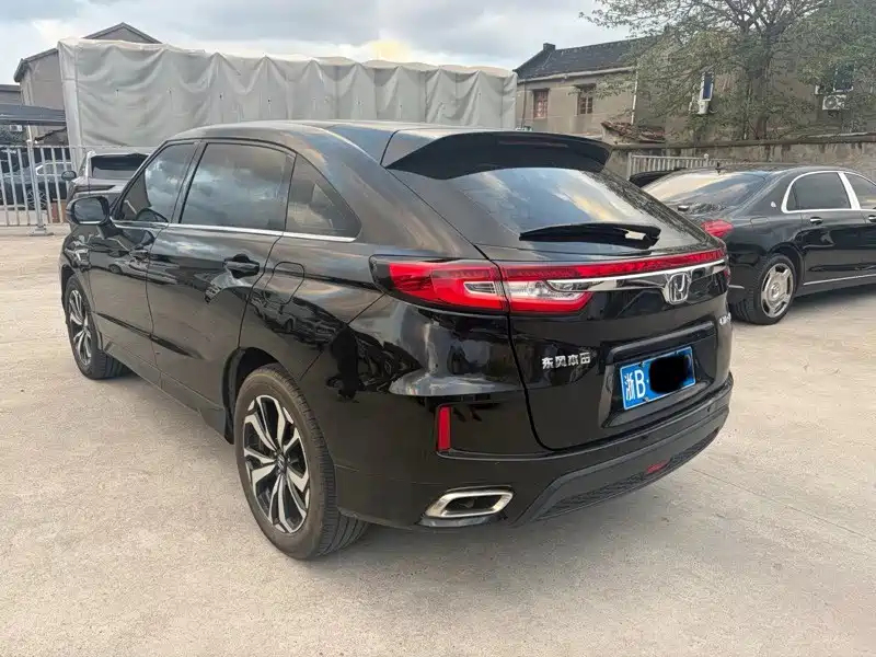 Honda UR-V — миниатюра 7