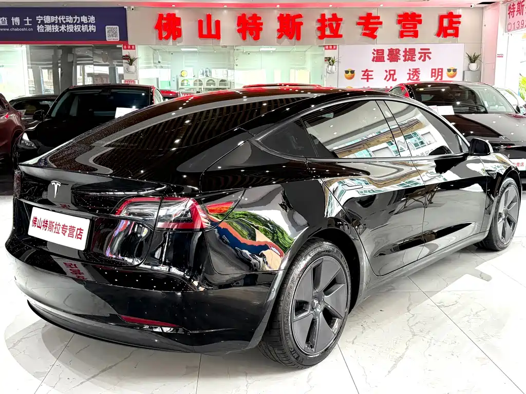 Tesla Model 3 — фотографии объявления, Фото 4