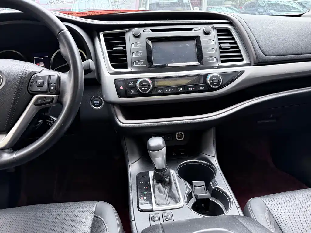 Toyota Highlander — миниатюра 15