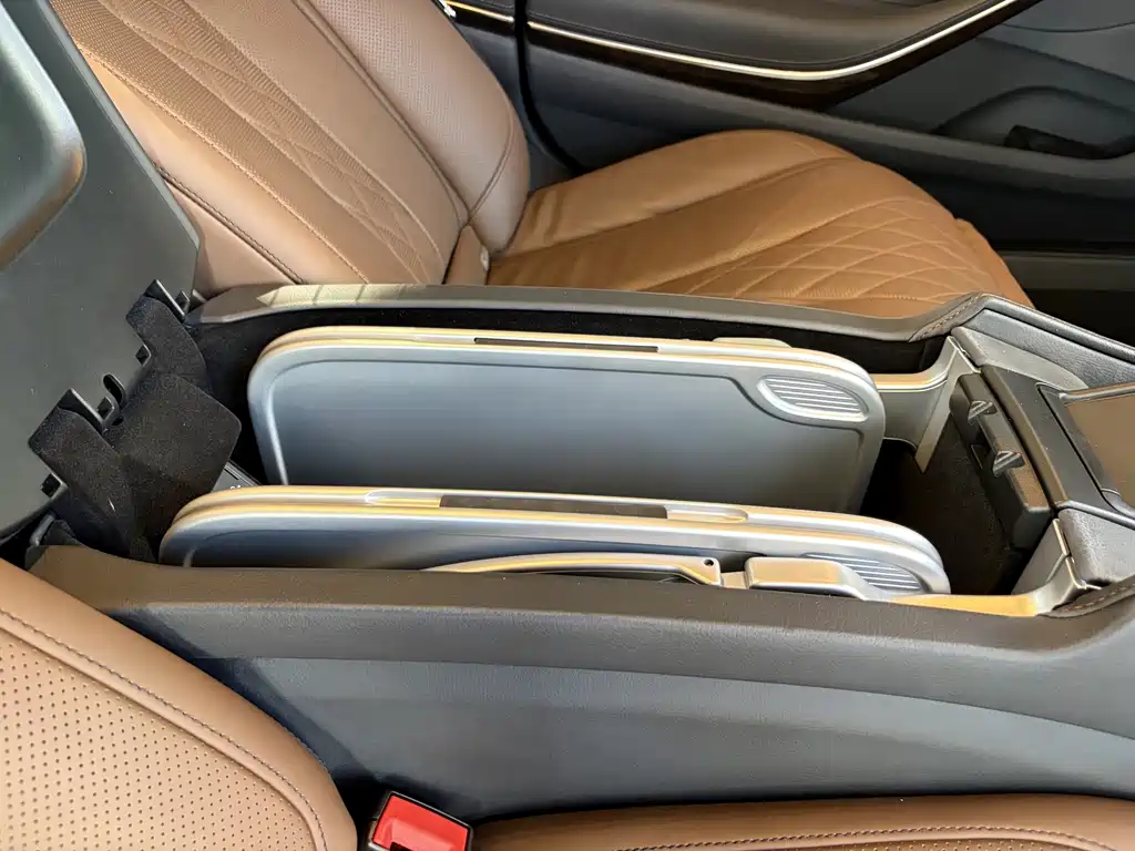 Mercedes-Benz S-Class — миниатюра 20