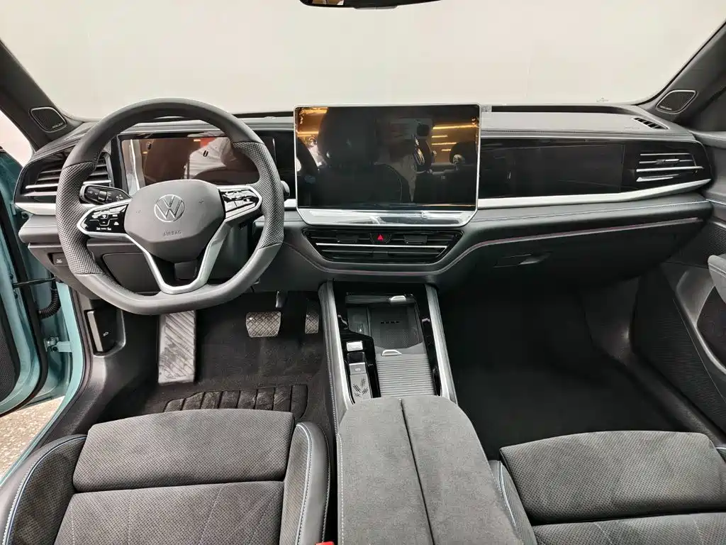 Volkswagen Passat — миниатюра 10