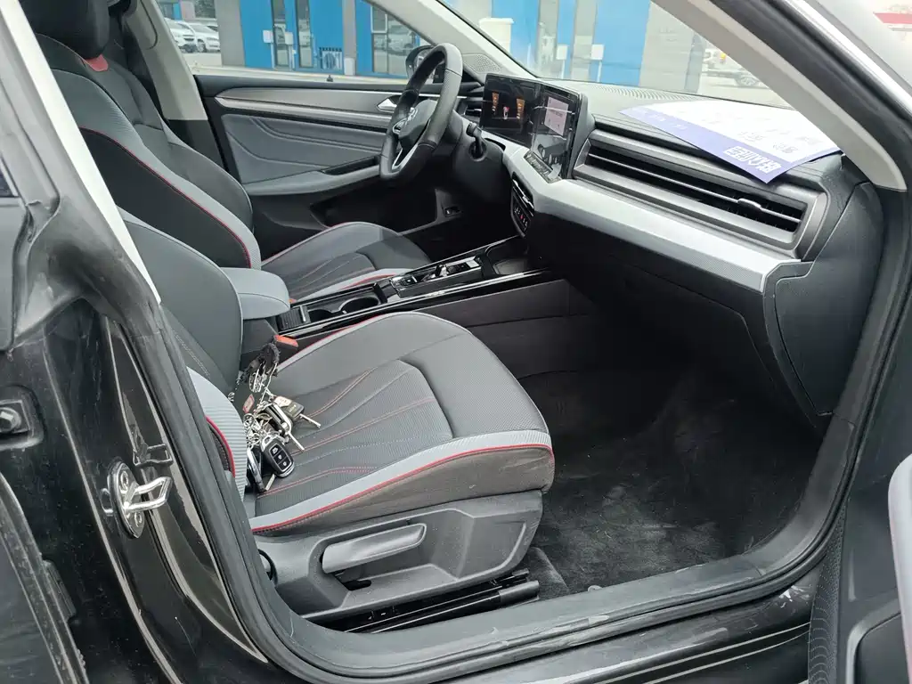 Volkswagen Lamando — миниатюра 12