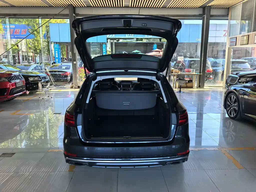 Audi A4 (Import) — миниатюра 15