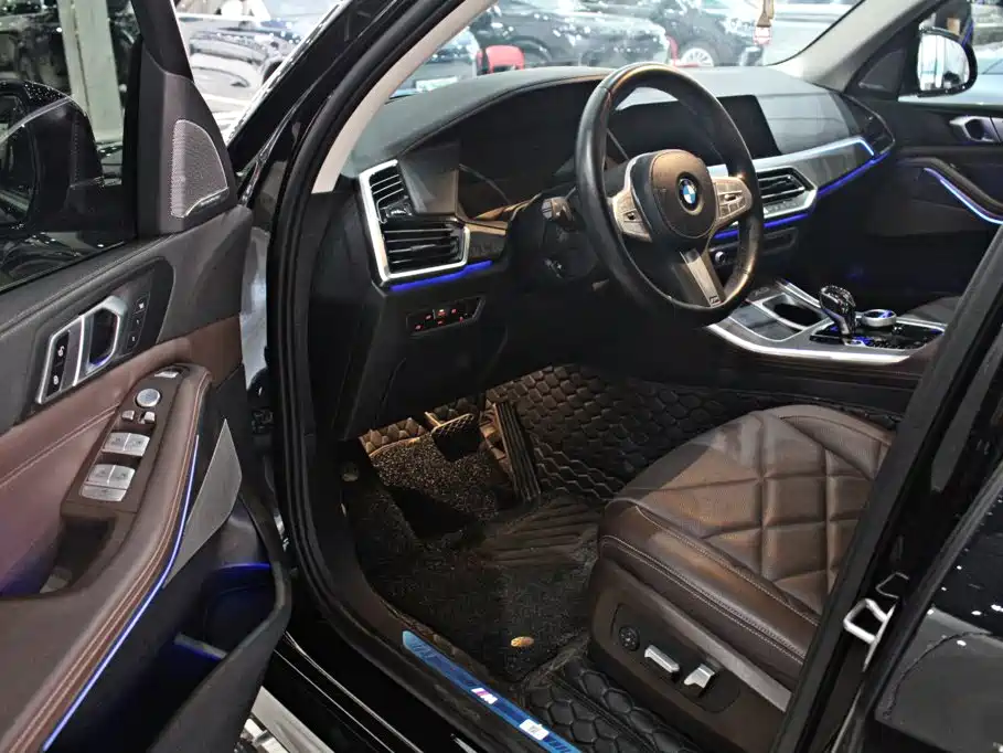 BMW X5 — миниатюра 4