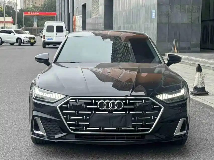 Audi A7L — миниатюра 3