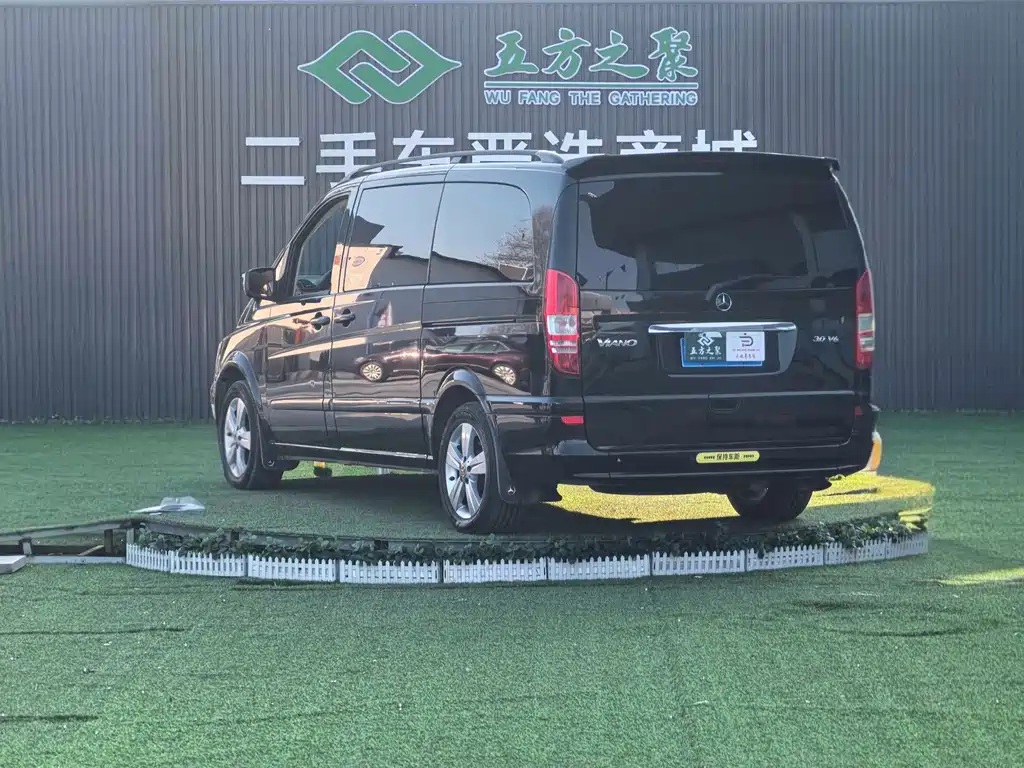 Mercedes-Benz Viano — миниатюра 17