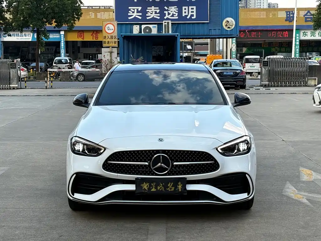 Mercedes-Benz C-Class — миниатюра 2
