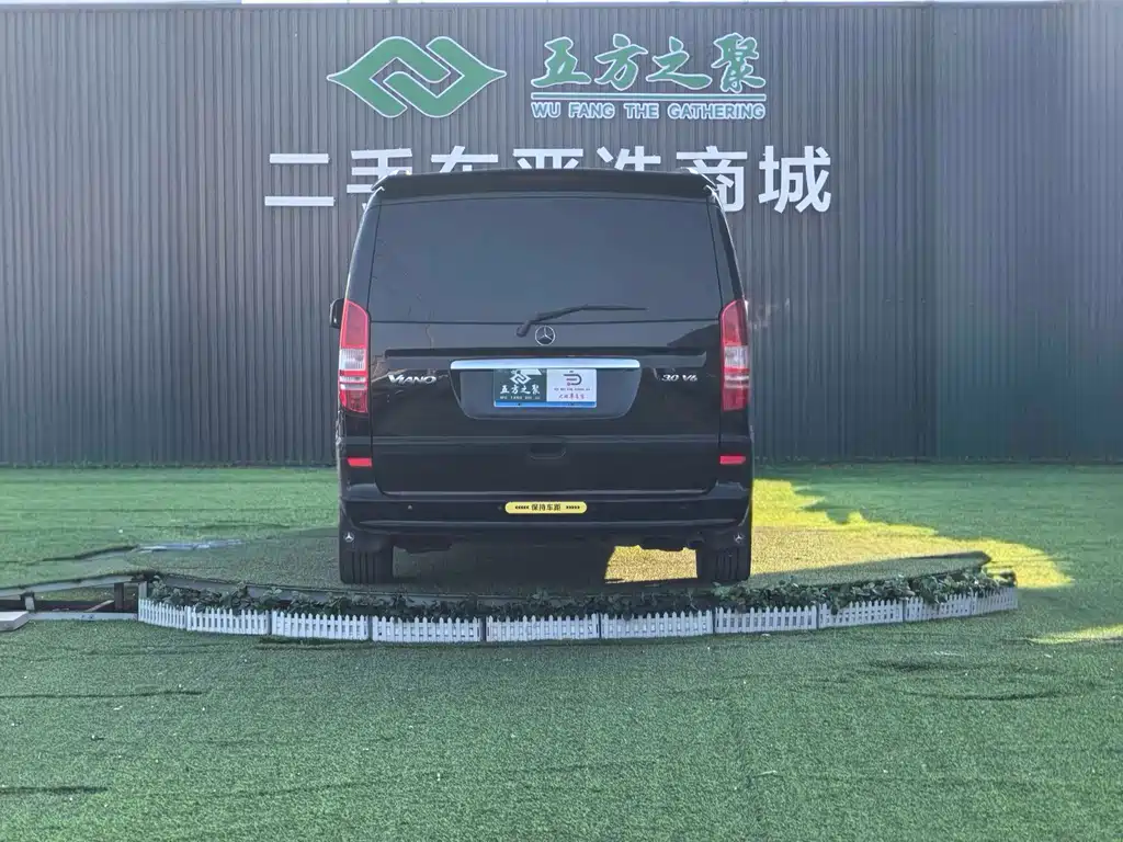 Mercedes-Benz Viano — миниатюра 14