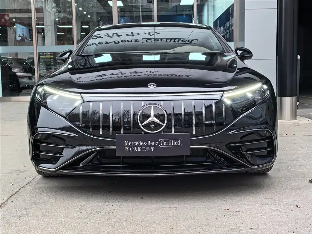 MERCEDES-BENZ EQS AMG