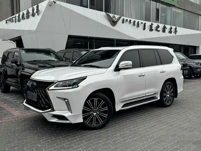 LEXUS LX 2020