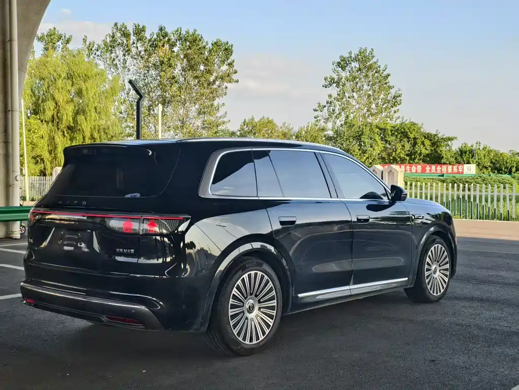 AITO AITO M8 — миниатюра 3