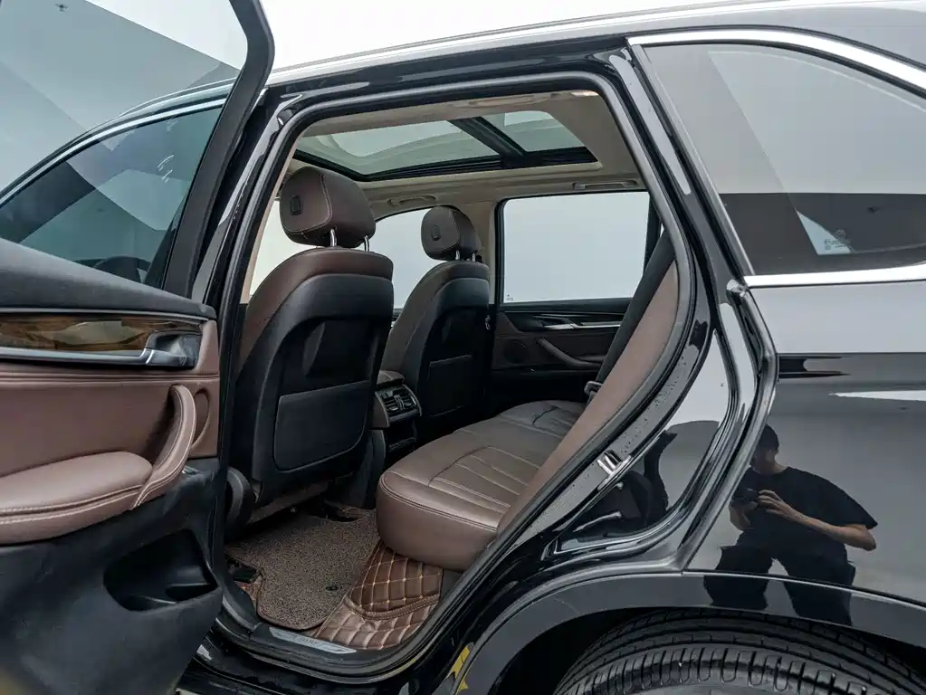 BMW X5 (Import) — миниатюра 14