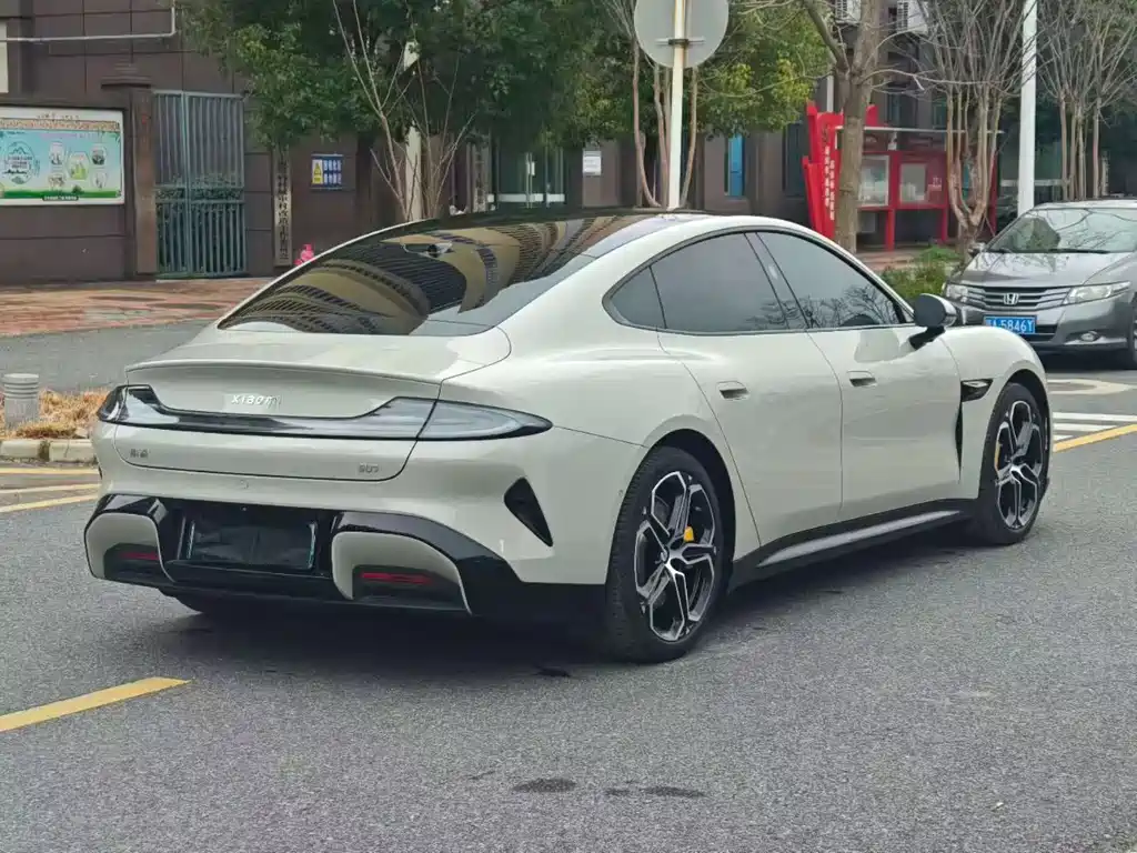 XIAOMI CAR XIAOMI SU7