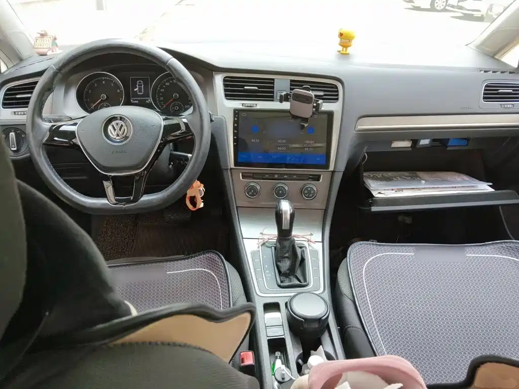 Volkswagen Golf — миниатюра 10