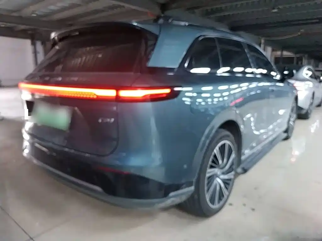 XPeng G9 — миниатюра 7