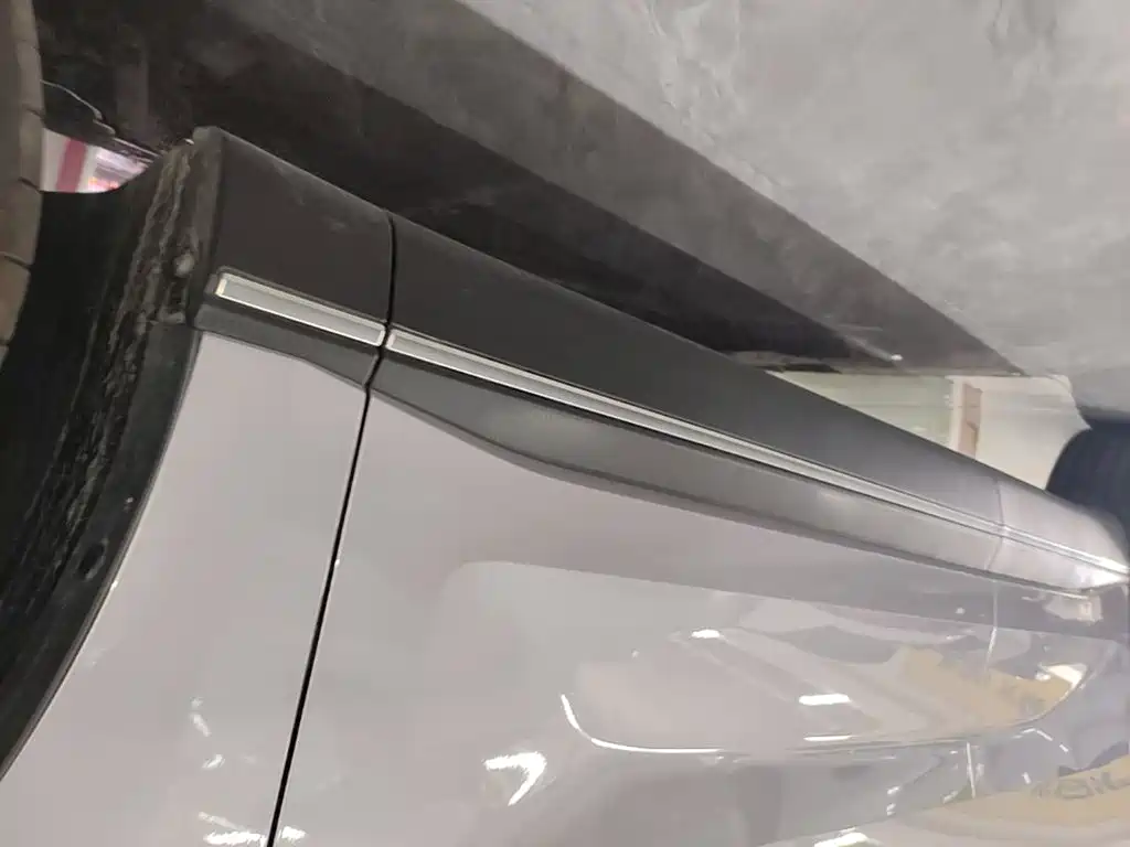 Volvo гибрид Volvo XC70 plug-in — миниатюра 21