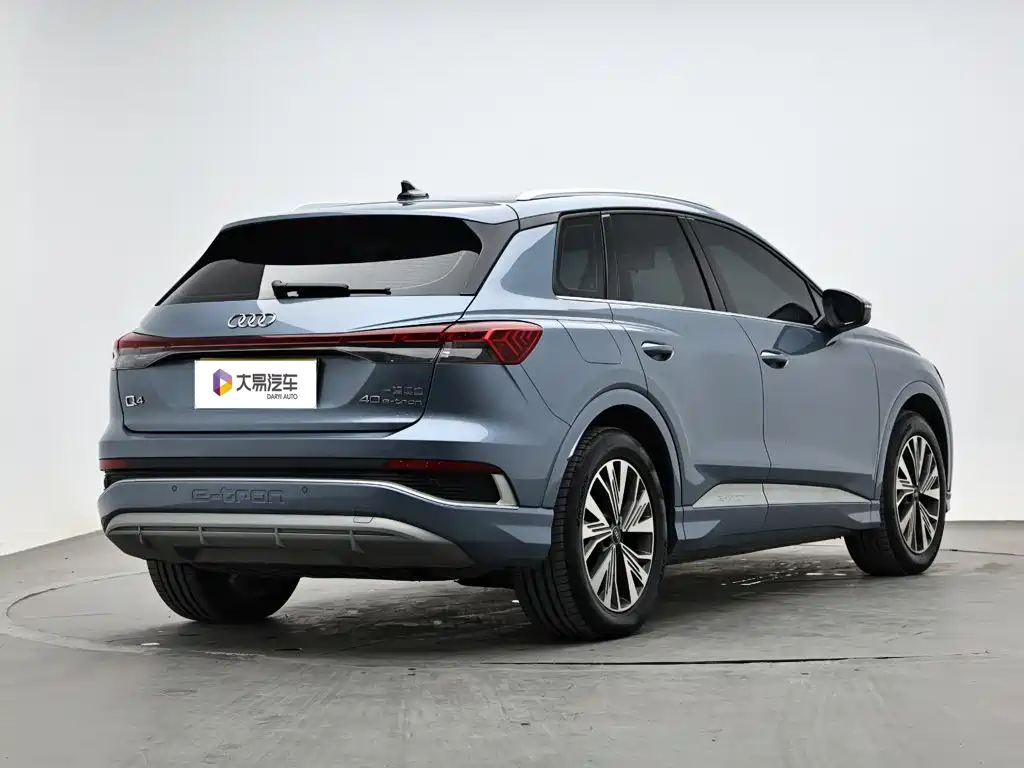 Audi Q4 e-tron — миниатюра 3