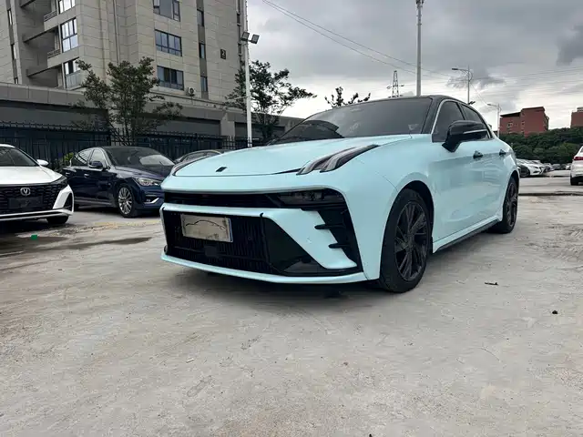 2023 Lynk & Co 03