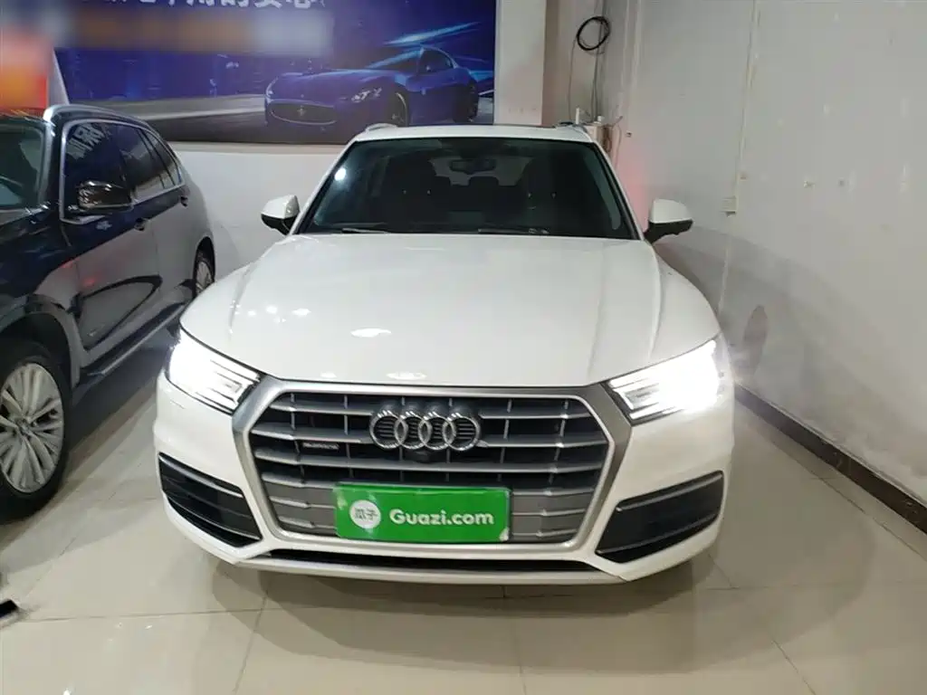 Audi Q5L 2018 40 TFSI V