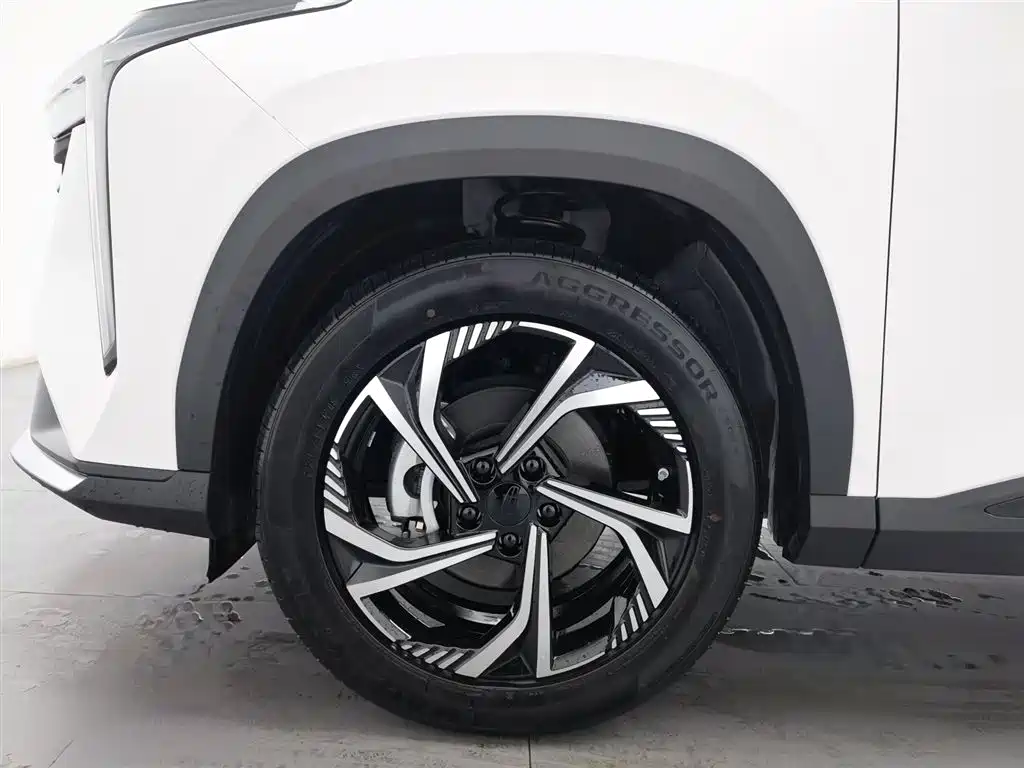 GEELY AUTOMOBILE BOYUE