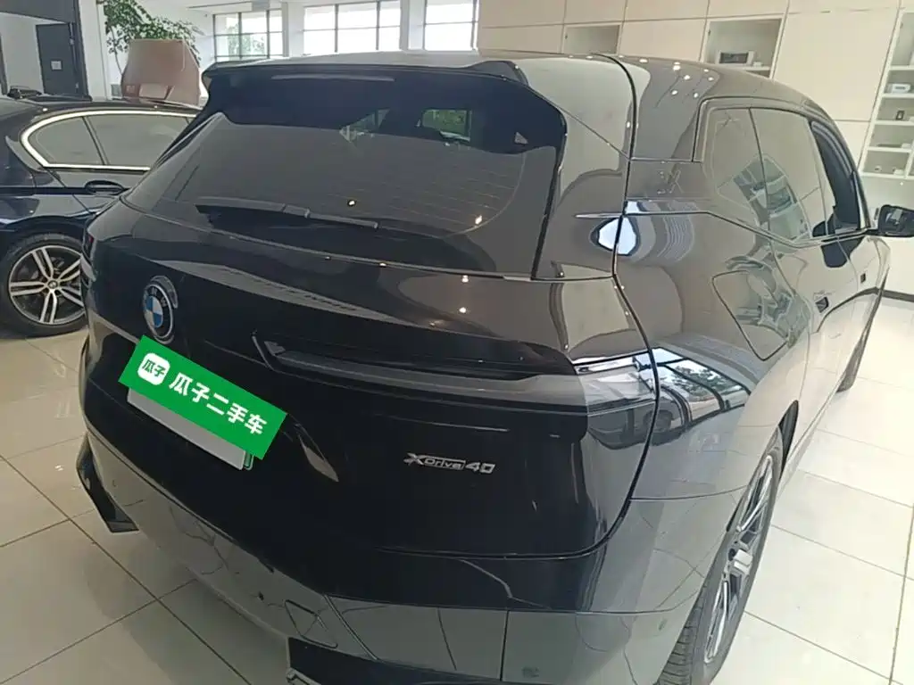 BMW iX — миниатюра 6