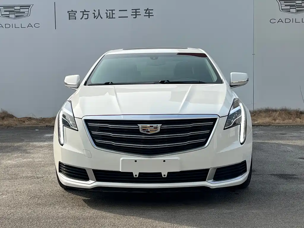 CADILLAC XTS