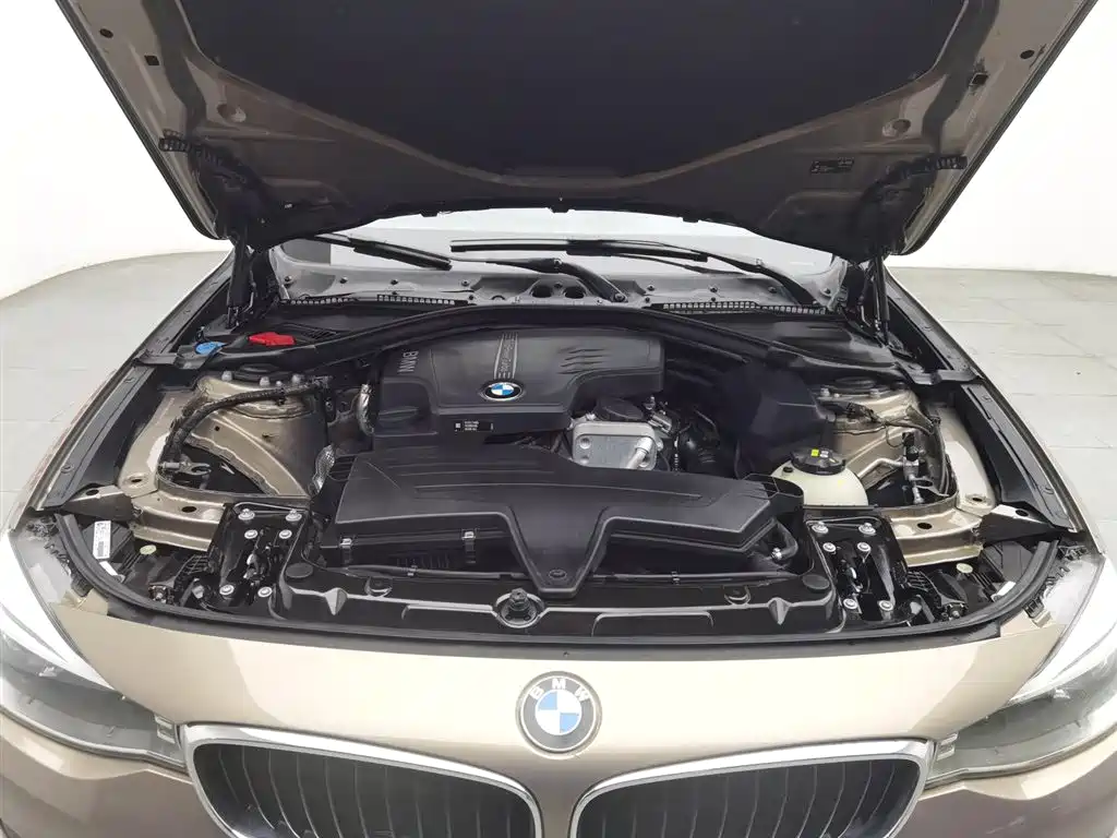 BMW 3 Series GT 3 GT 2016 320i Fashion