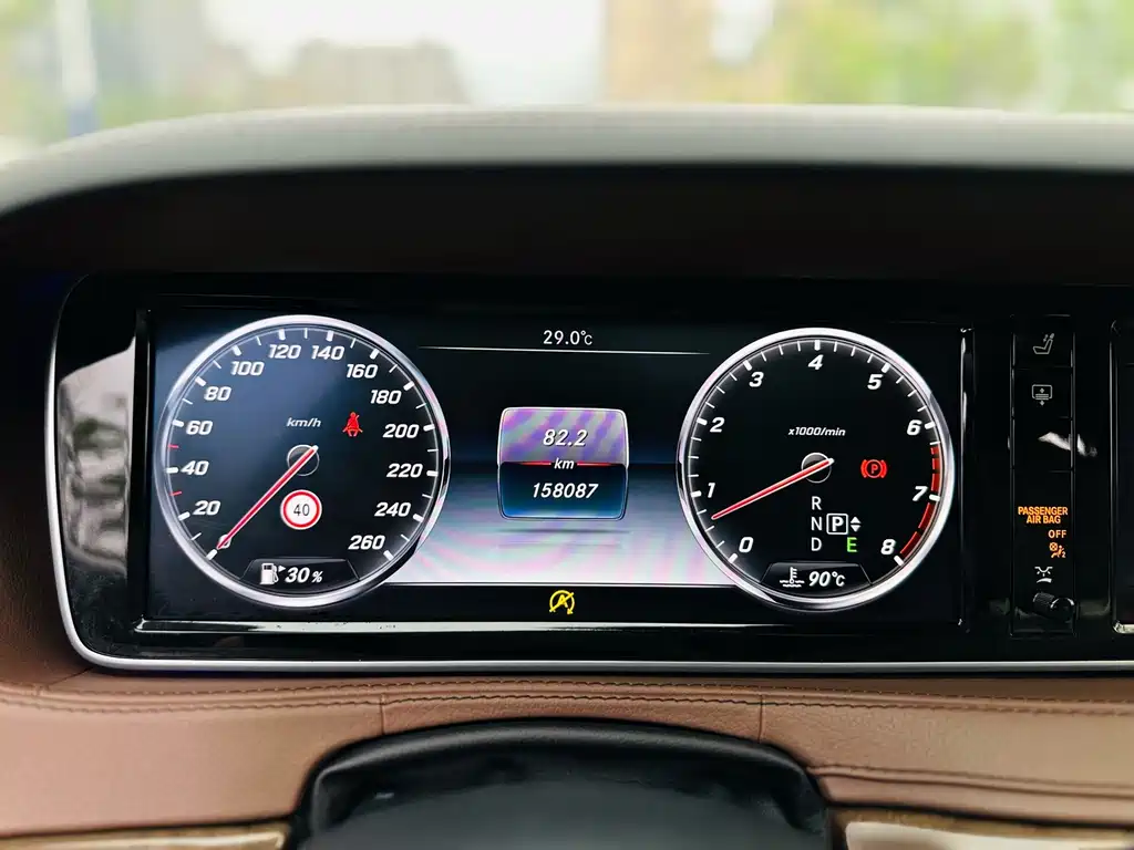 Mercedes-Benz S-Class — миниатюра 15