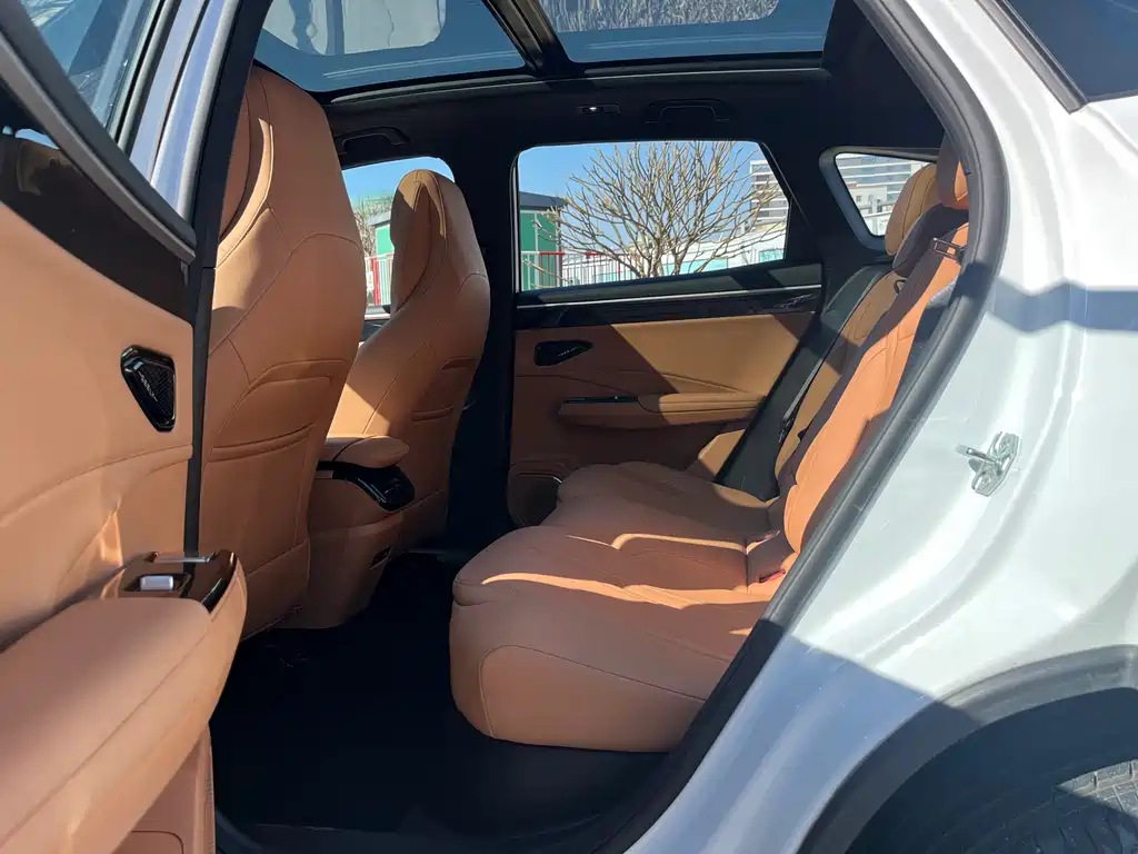 GEELY GALAXY GALAXY L7