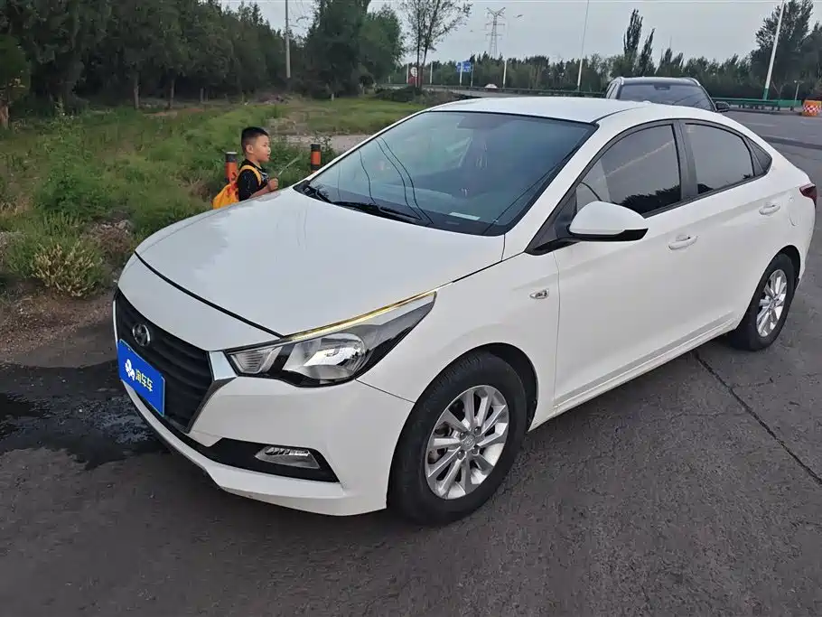 Купить Hyundai Verna